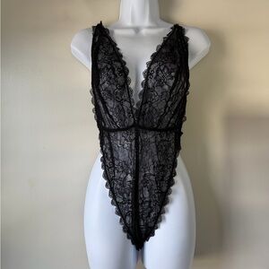 Fashion Nova Black Lace Bodysuit